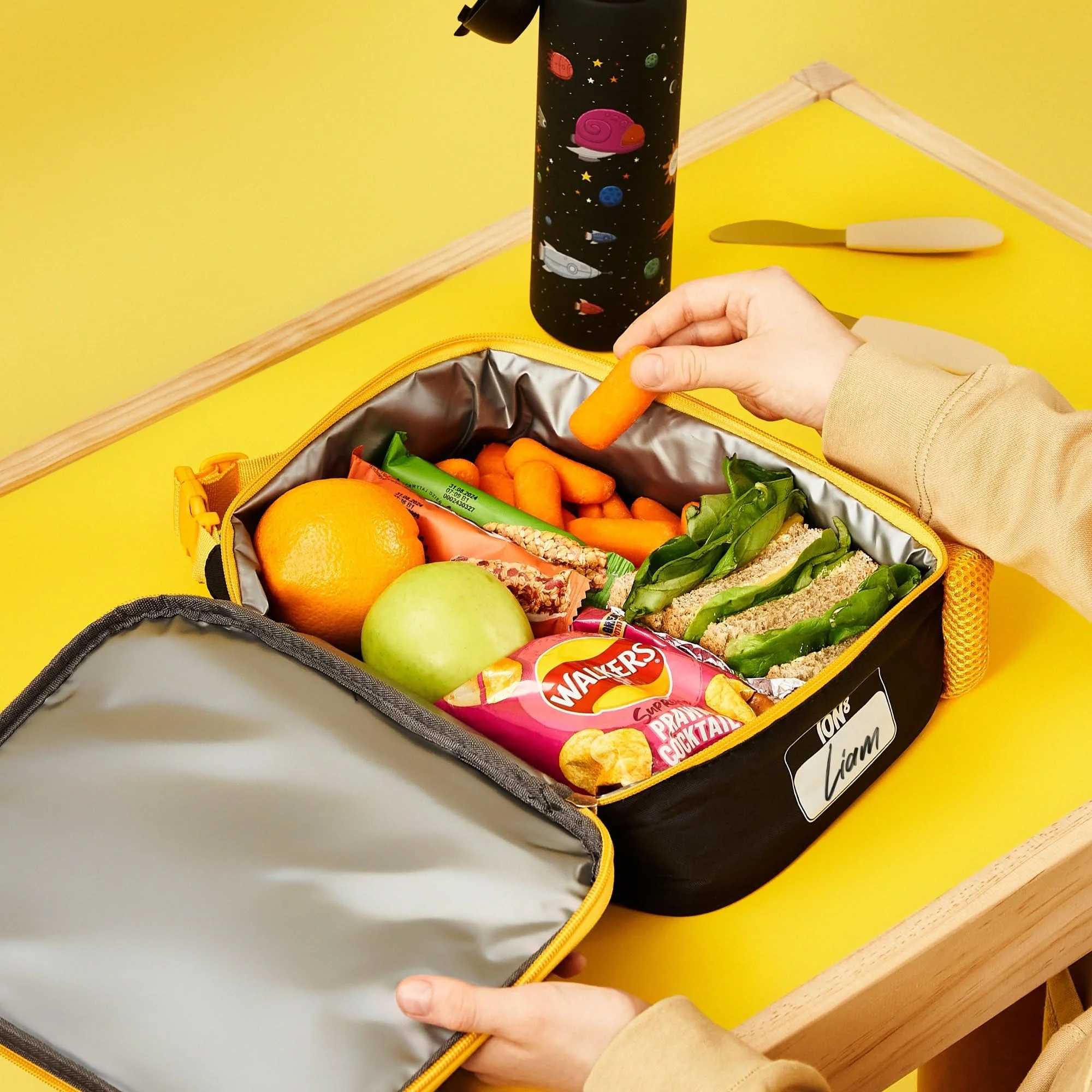 Kids Insulated Lunch Bag- Spaceships - Image 4